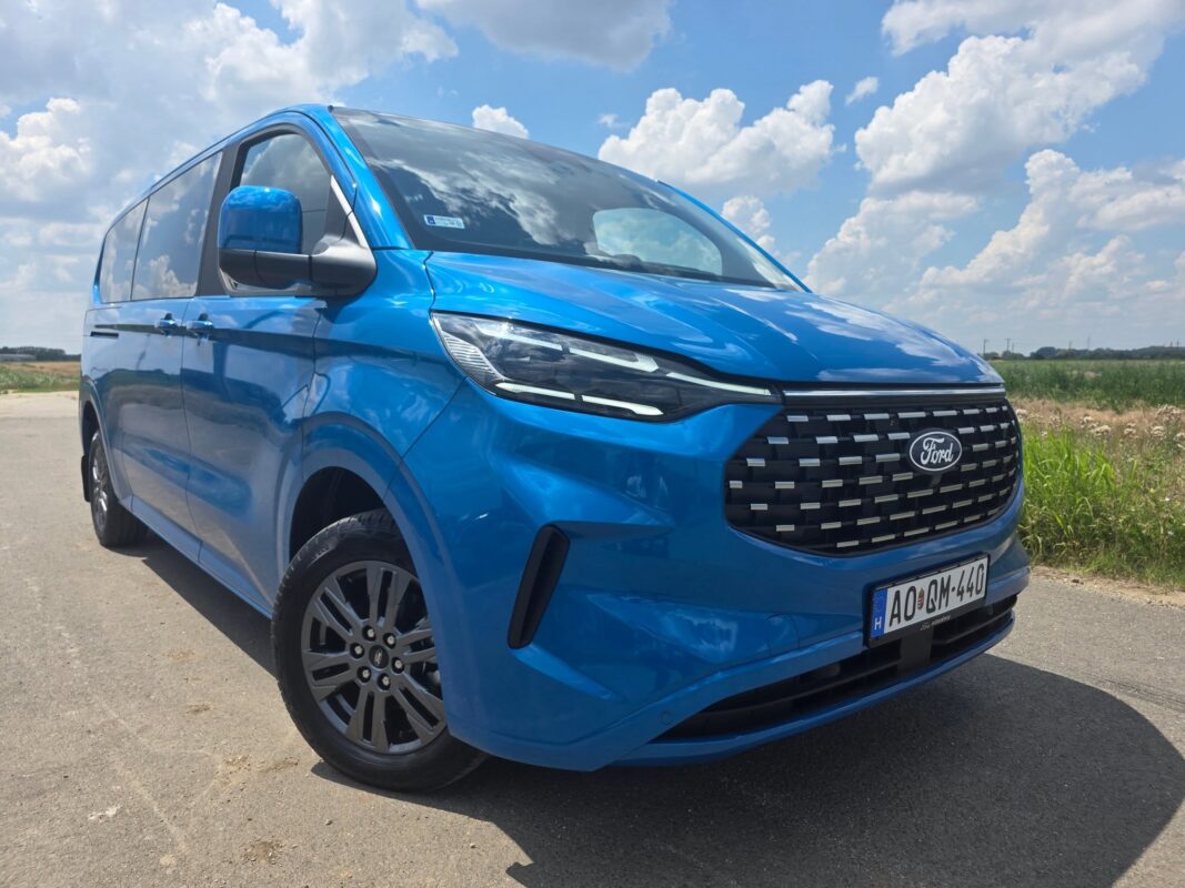 Ford Transit Custom Titanium (automata)