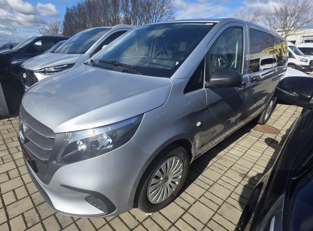 Mercedes Vito Tourer XXL 170 LE (automata)