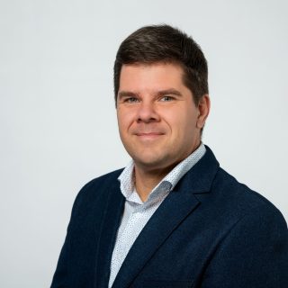 Konyári Péter_Tonic Cargo